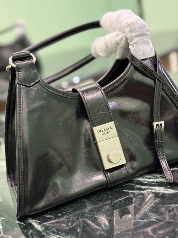 Balenciaga 0000
