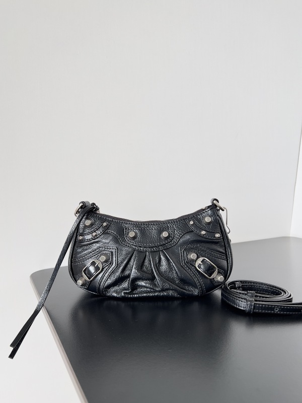 Balenciaga 0070