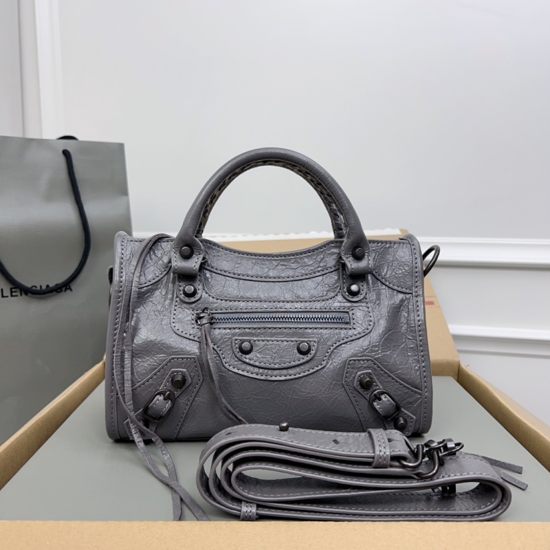 Balenciaga 0227