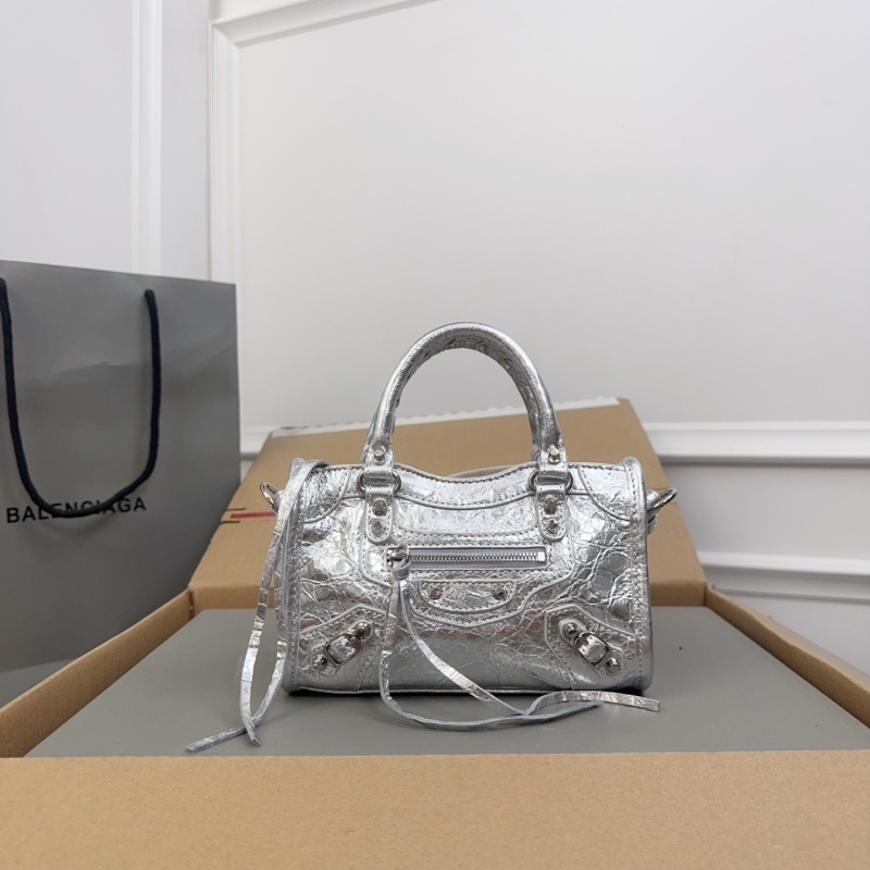 Balenciaga 0210