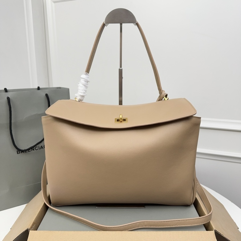 Balenciaga 0102