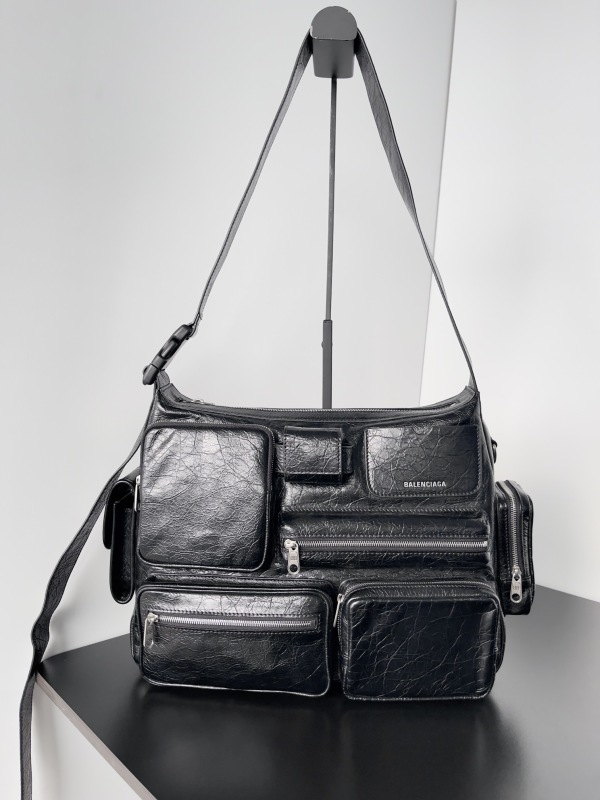 Balenciaga 0032