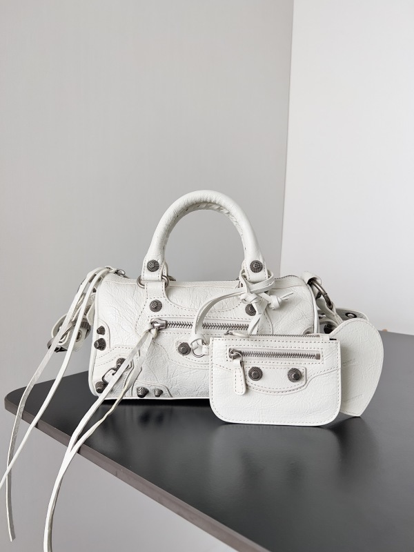 Balenciaga 0136