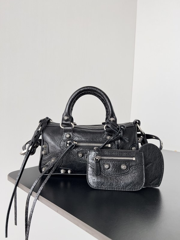 Balenciaga 0140