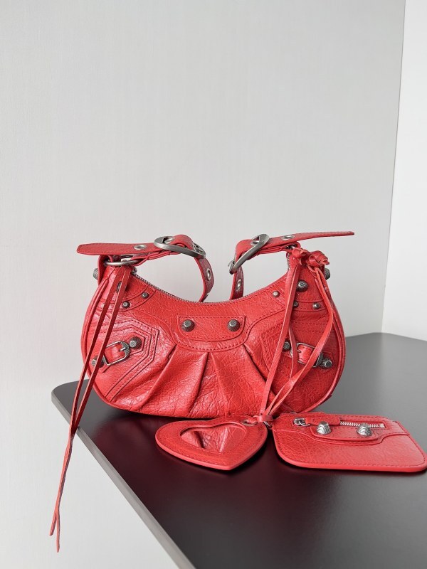 Balenciaga 0107