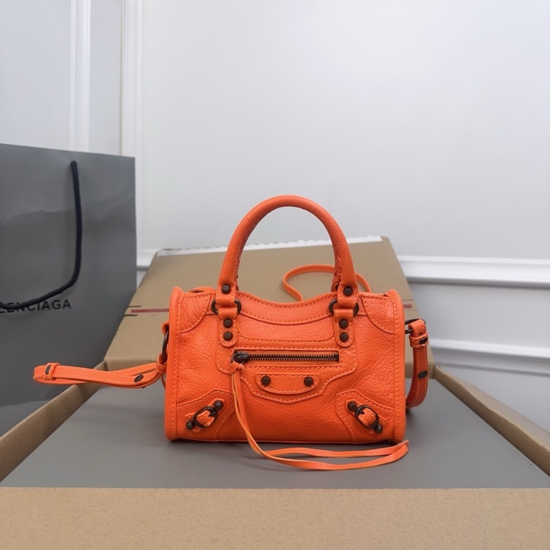 Balenciaga 0213