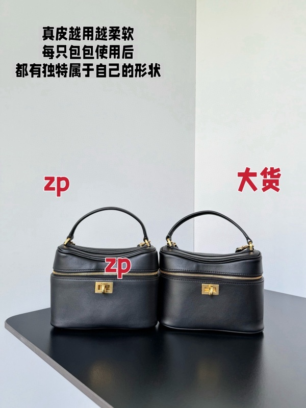 Balenciaga 0024