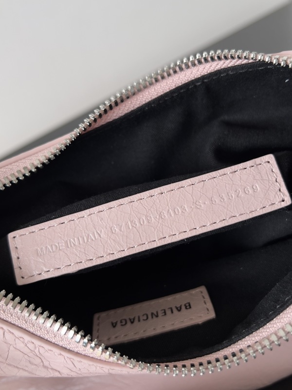 Balenciaga 0102