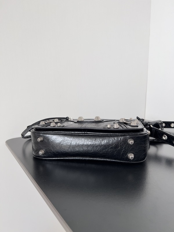 Balenciaga 0065