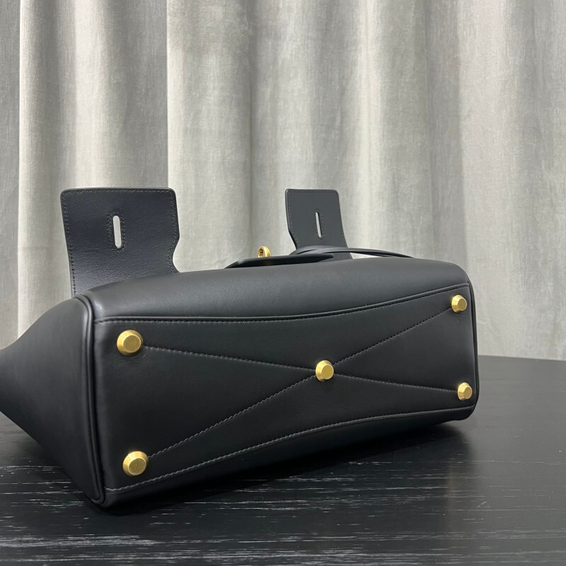 Balenciaga 0174
