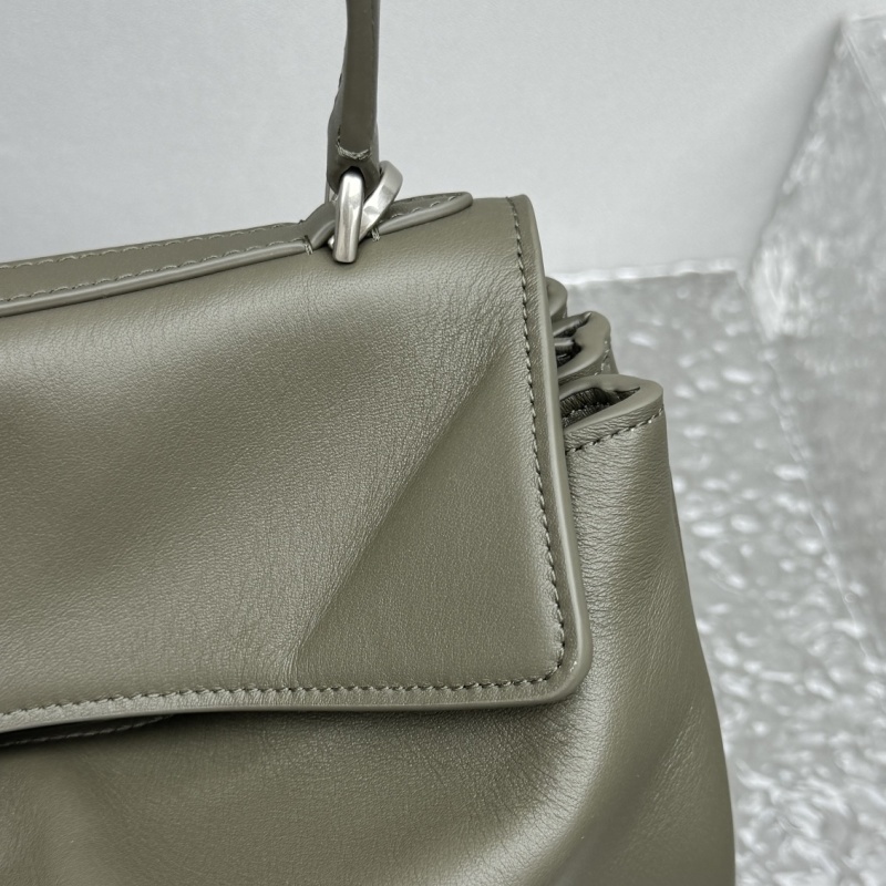 Balenciaga 0048