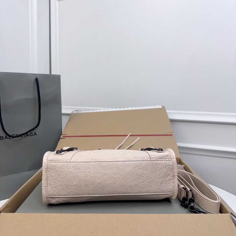 Balenciaga 0222