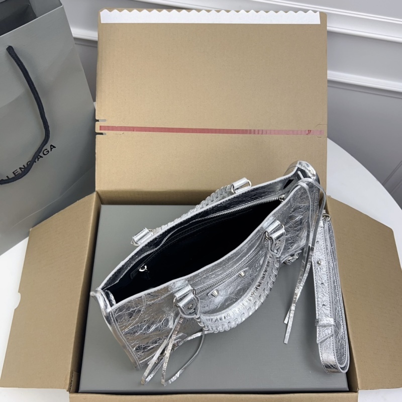 Balenciaga 0239