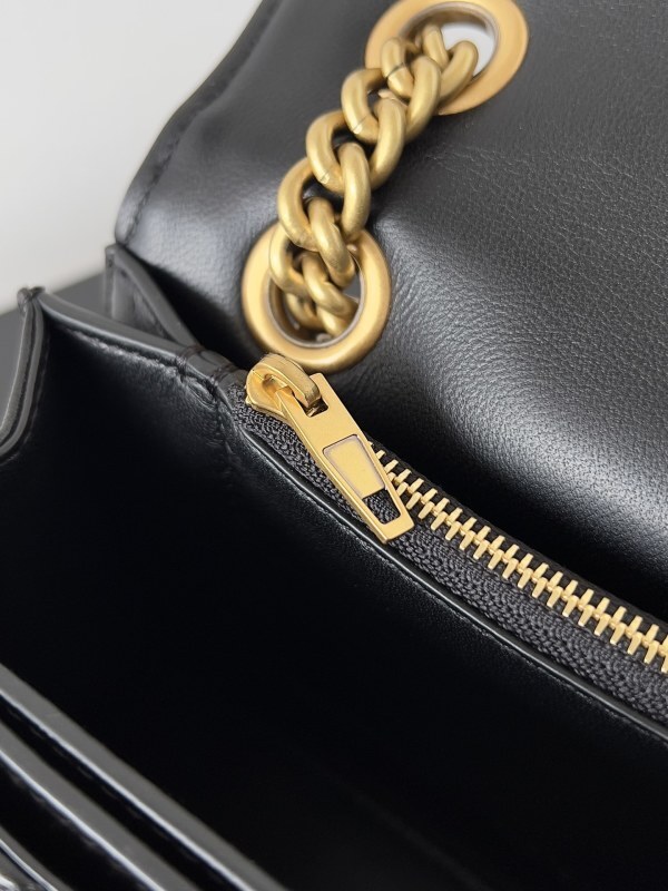 Balenciaga 0017