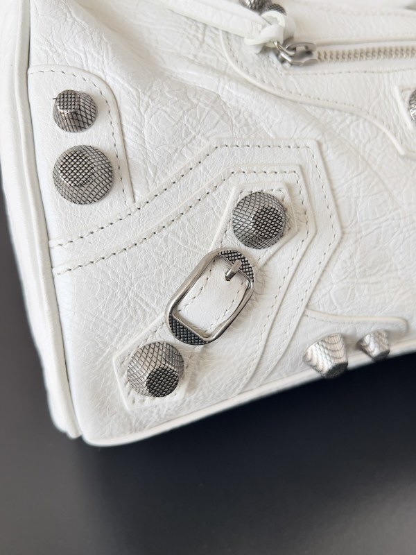 Balenciaga 0137