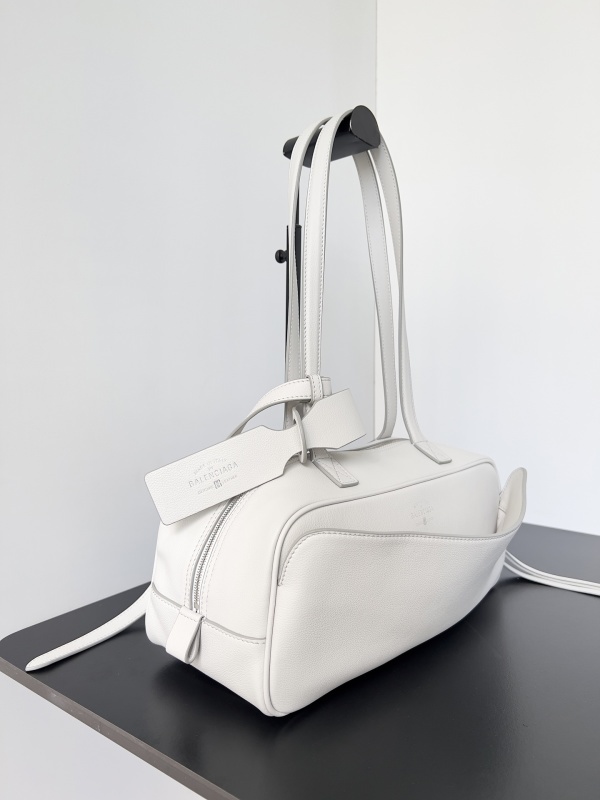 Balenciaga 0037