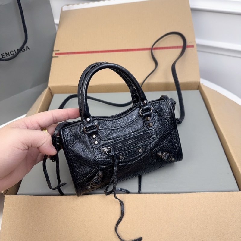 Balenciaga 0202