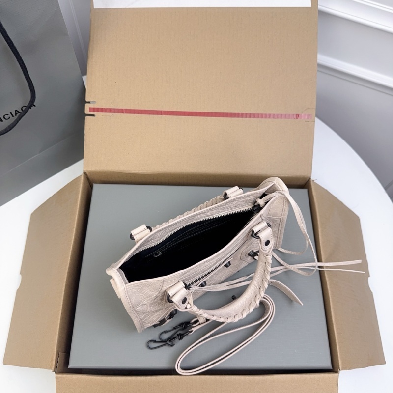 Balenciaga 0222