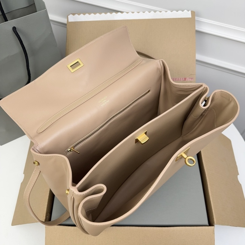 Balenciaga 0102