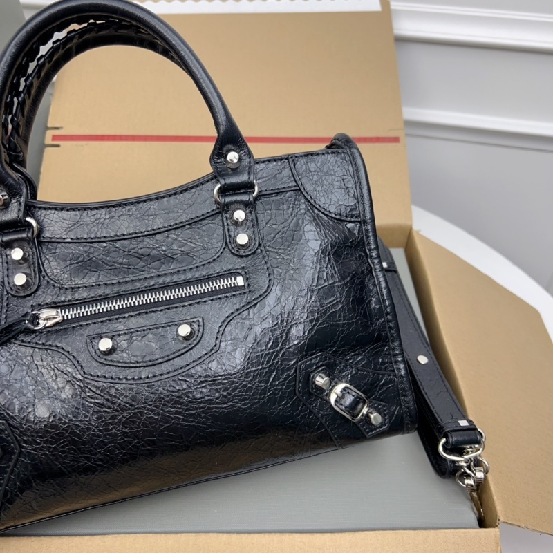 Balenciaga 0243