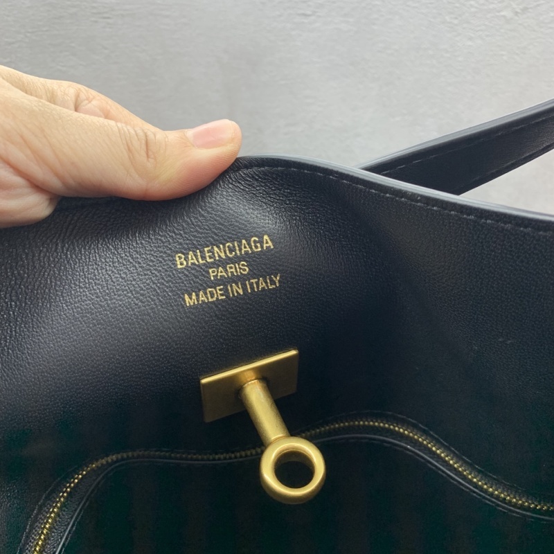 Balenciaga 0010