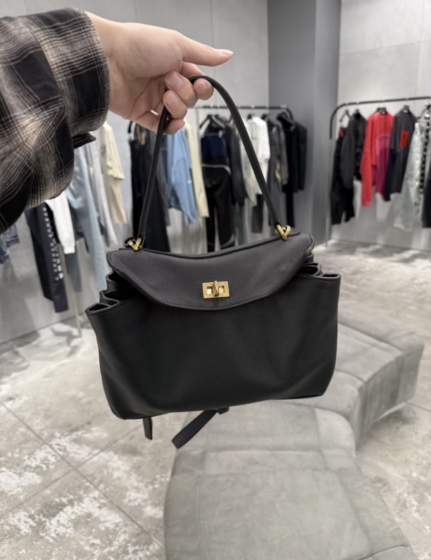 Balenciaga 0026
