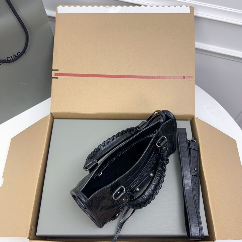 Balenciaga 0224