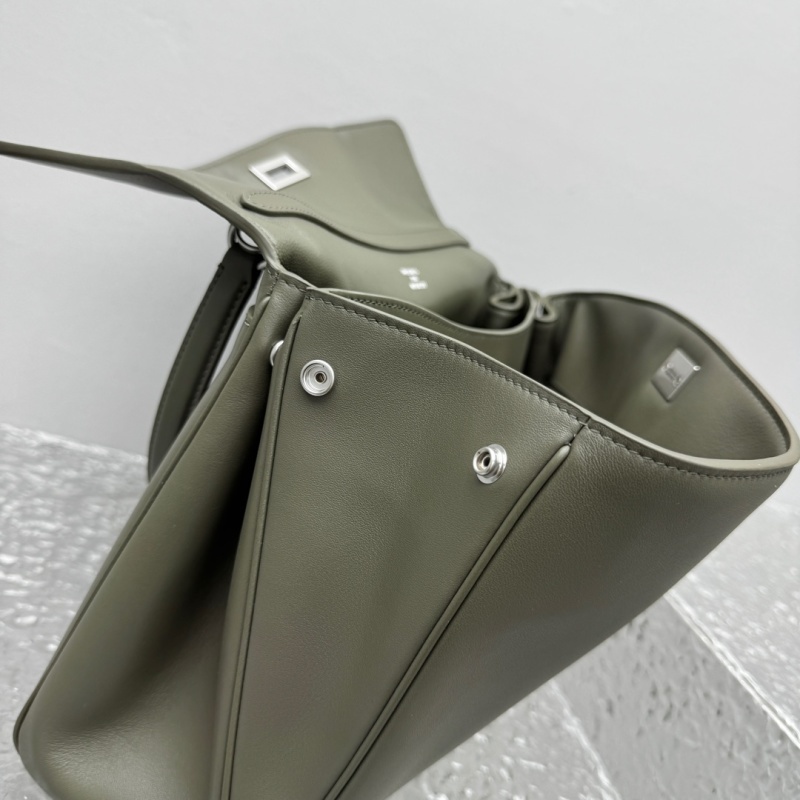 Balenciaga 0064