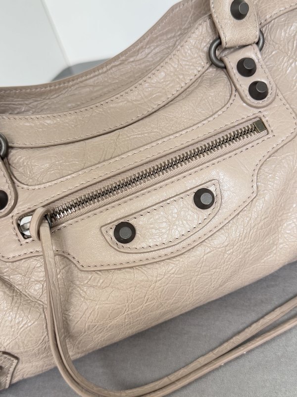 Balenciaga 0055
