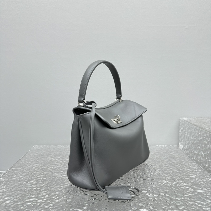 Balenciaga 0036