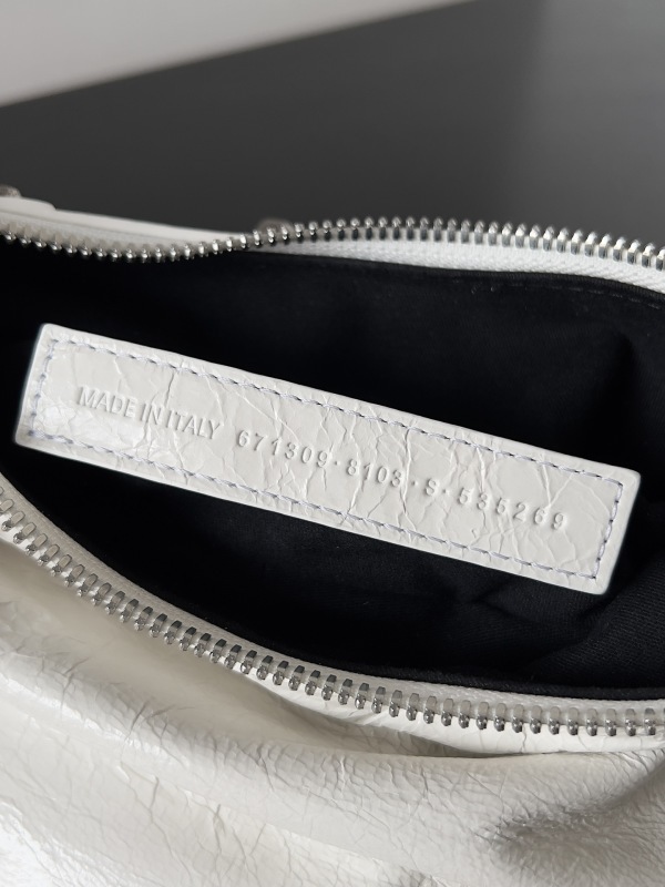 Balenciaga 0113