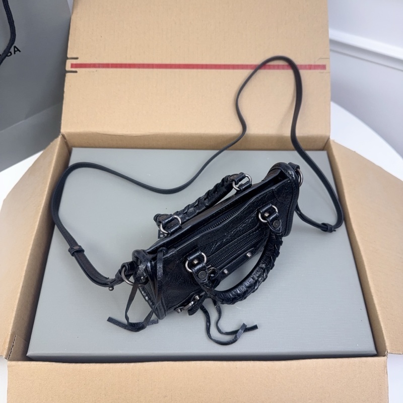 Balenciaga 0202