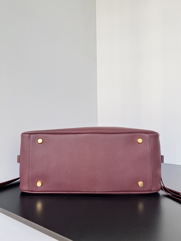 Balenciaga 0040