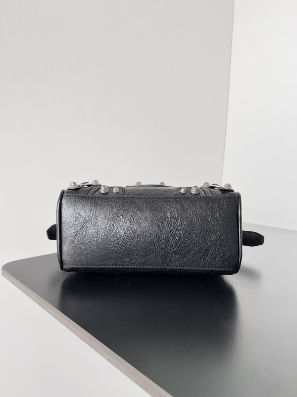 Balenciaga 0140