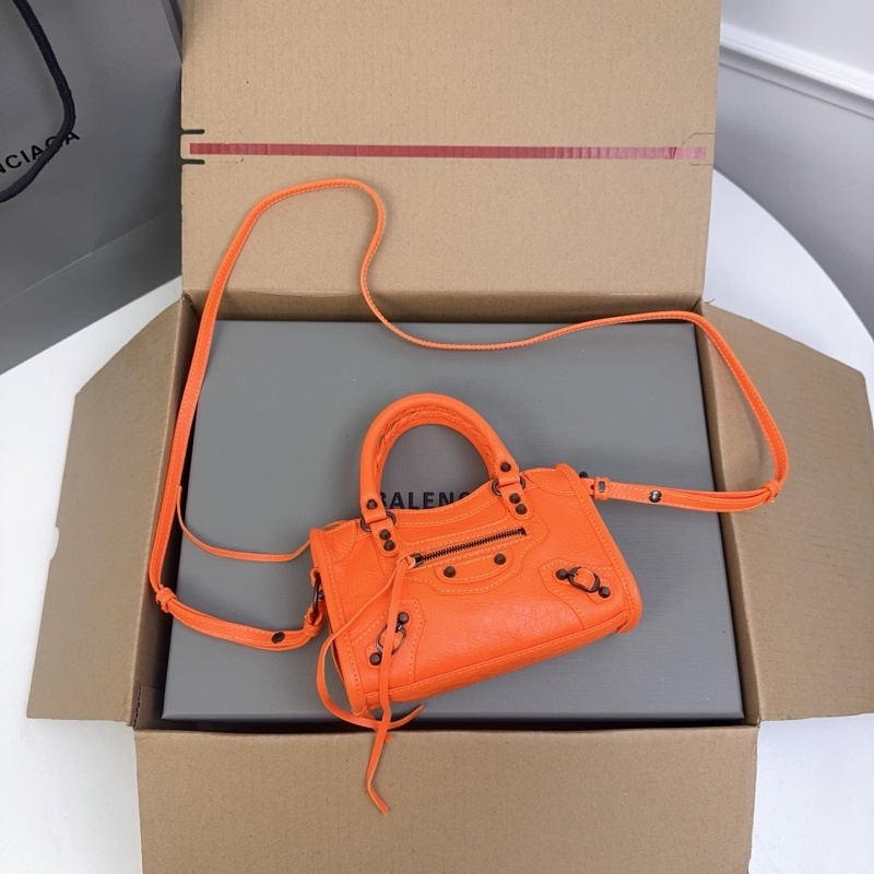 Balenciaga 0213