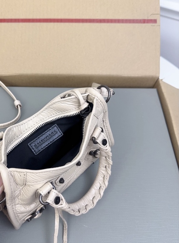 Balenciaga 0212