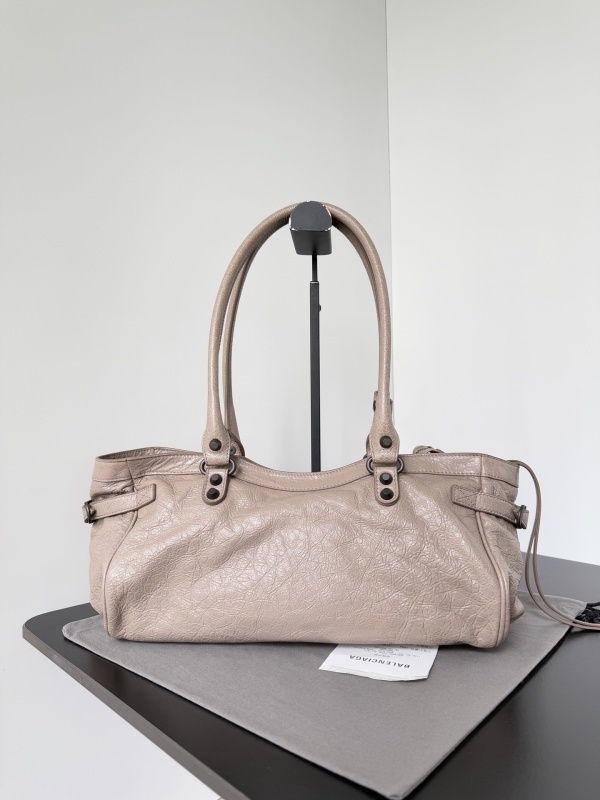 Balenciaga 0055