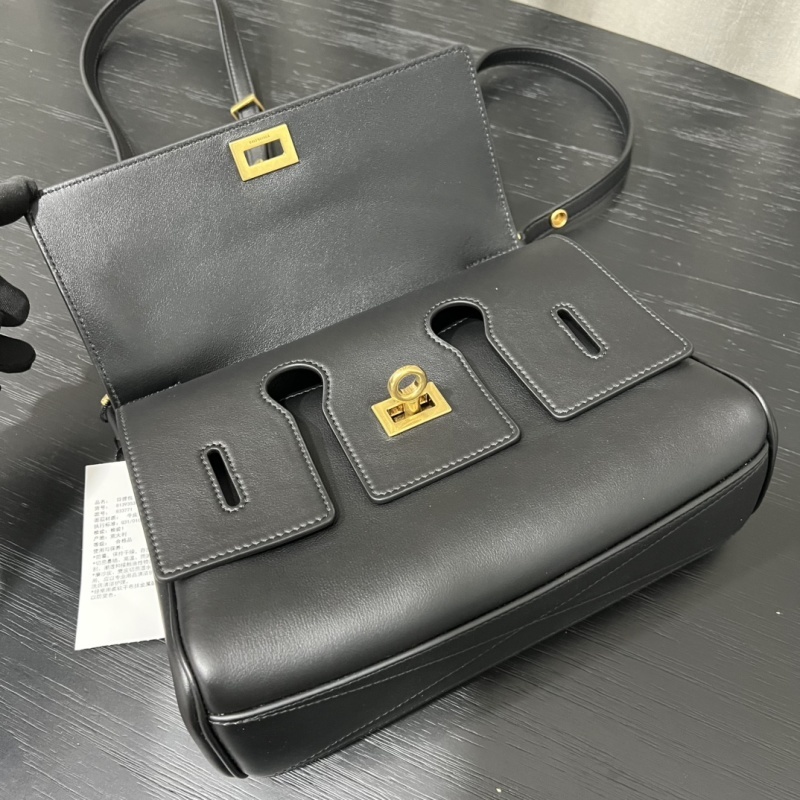 Balenciaga 0086
