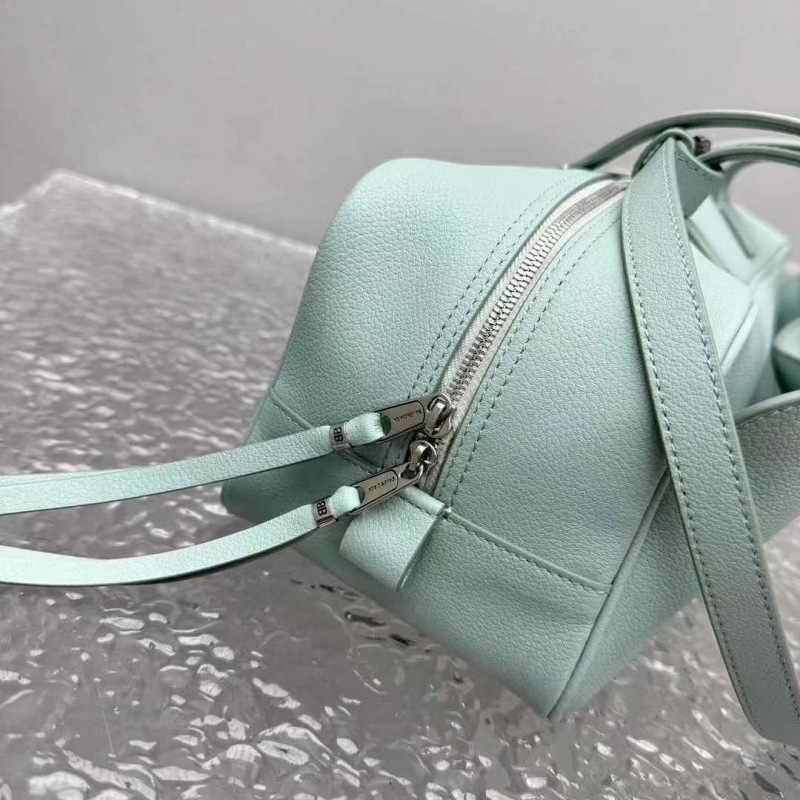 Balenciaga 0037
