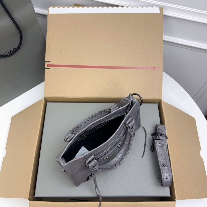 Balenciaga 0227