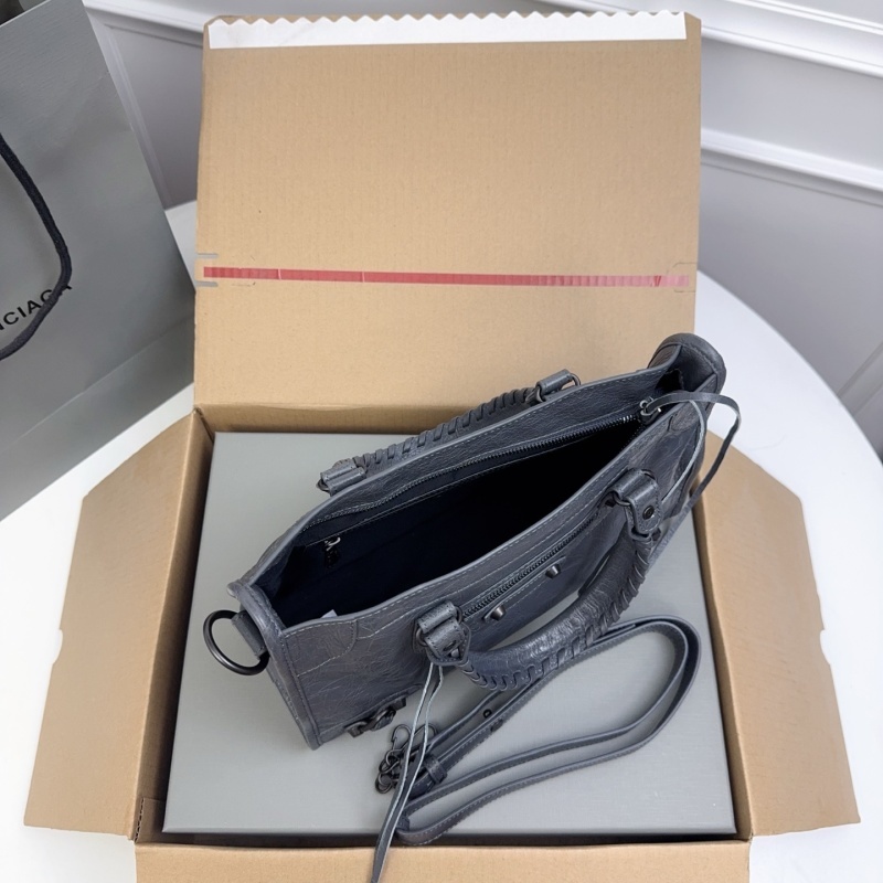Balenciaga 0232
