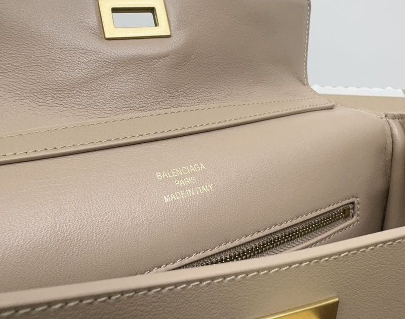 Balenciaga 0109