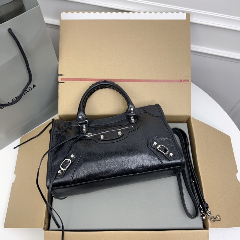 Balenciaga 0243