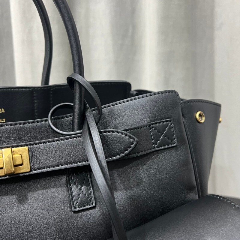 Balenciaga 0174