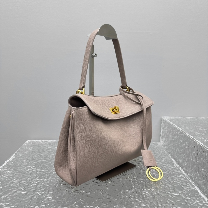 Balenciaga 0110