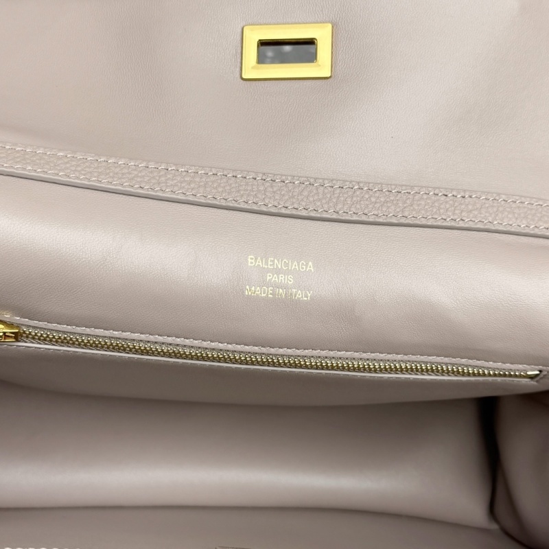 Balenciaga 0110