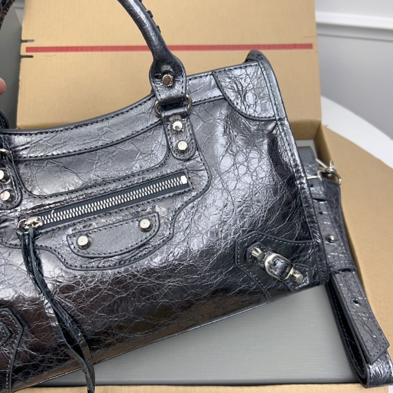 Balenciaga 0240