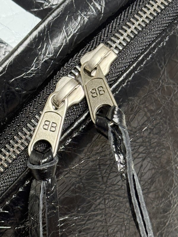 Balenciaga 0015