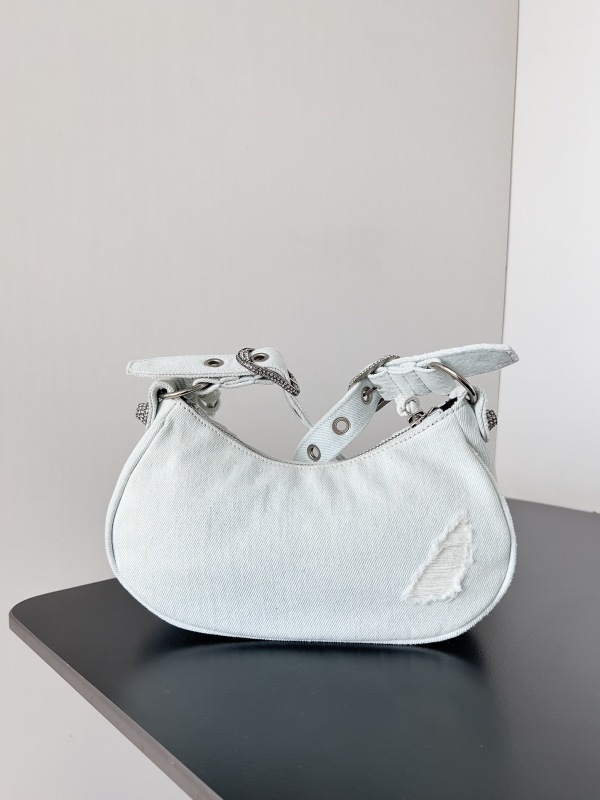 Balenciaga 0128