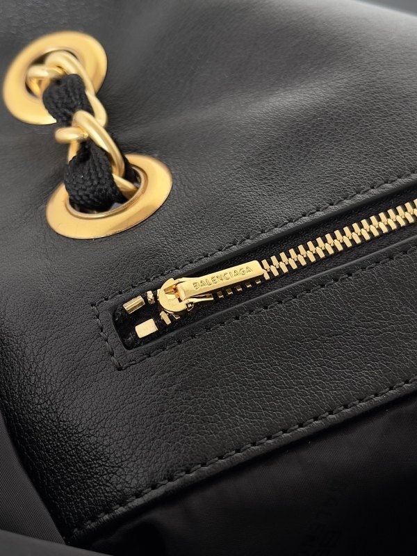 Balenciaga 0077